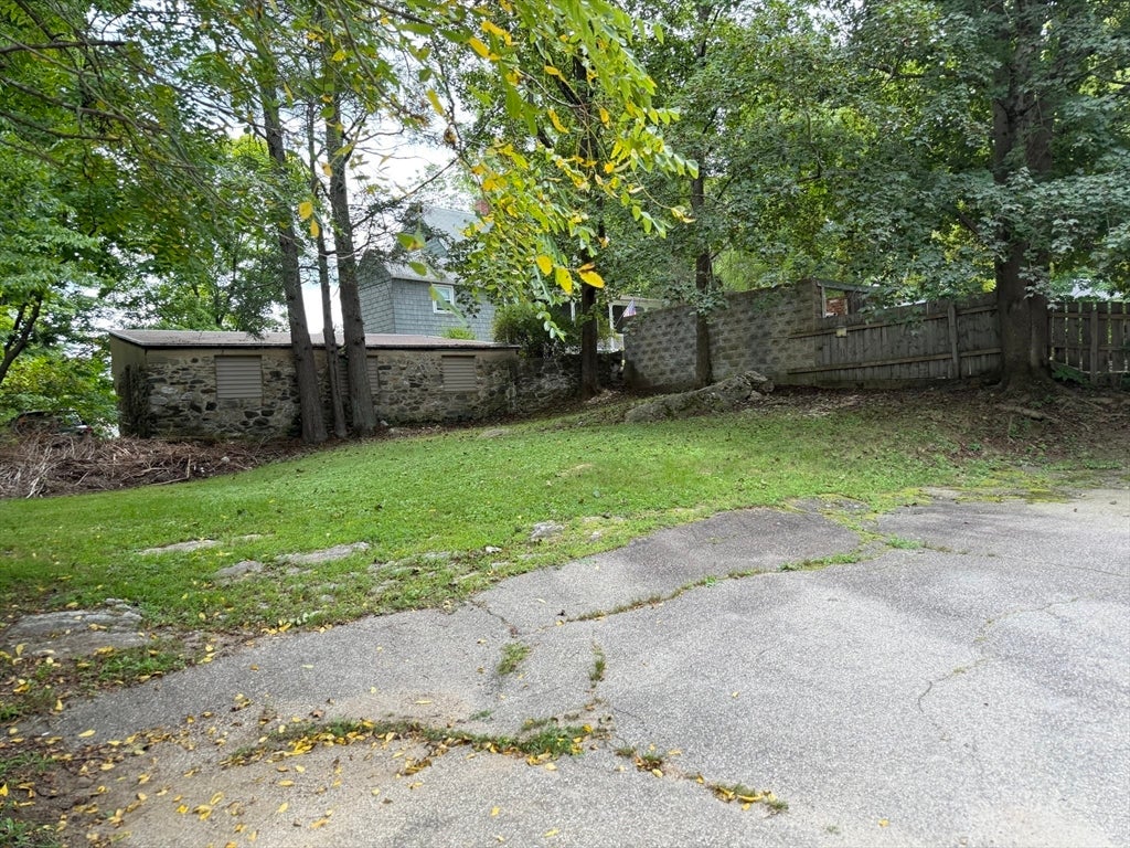 135-137 Elm St, Southbridge, MA, 135-137 Elm St, Southbridge, MA Photo #20