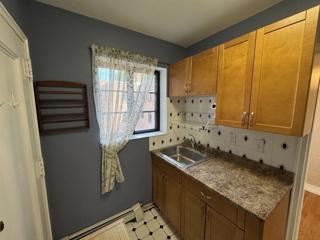 Boston, Massachusetts 02135, United States, 1 Bedroom Bedrooms, ,1 BathroomBathrooms,Residential,Active,144959