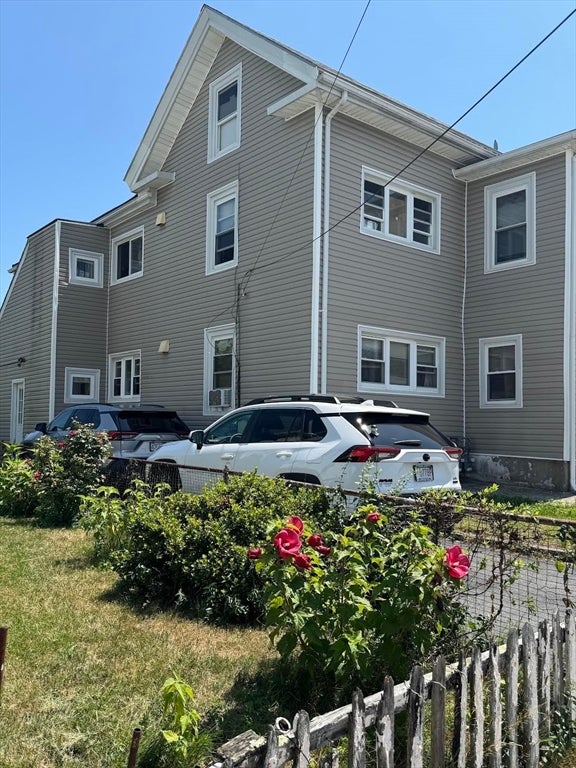 68-70 Russell St
