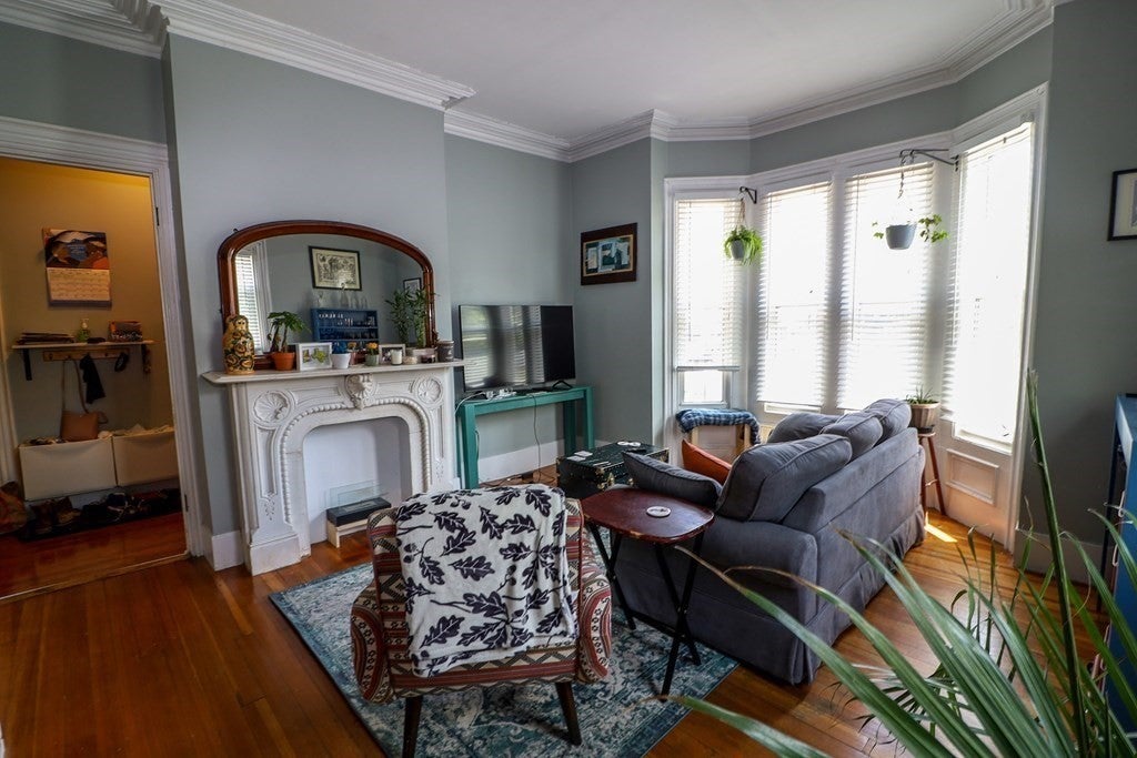 47 Franklin St #1, Somerville, MA Photo #3