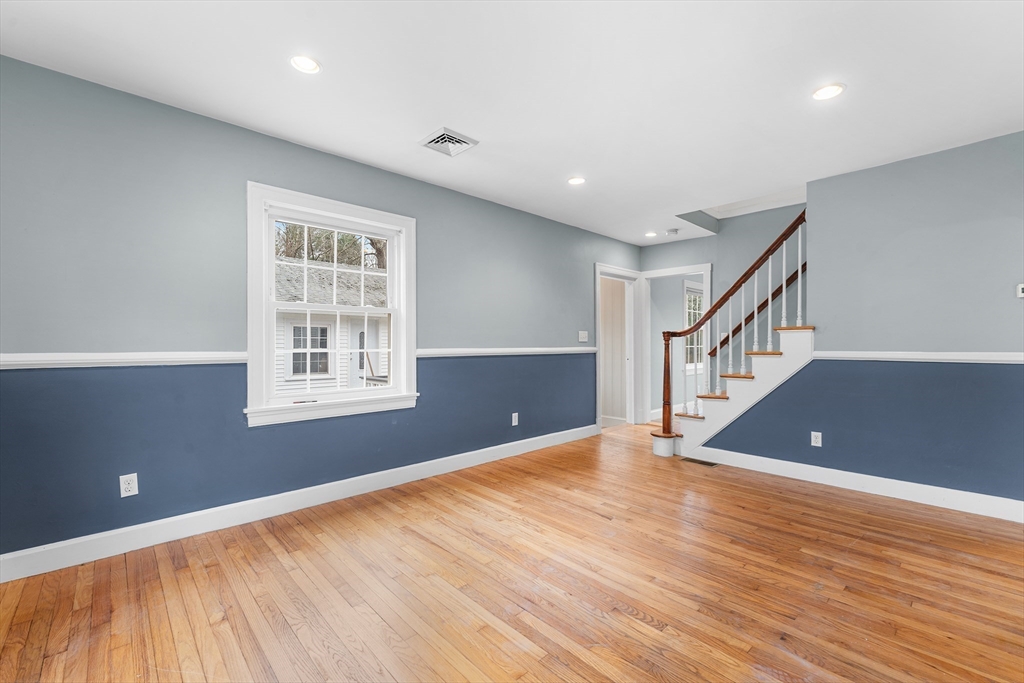 127 Old Millville Rd