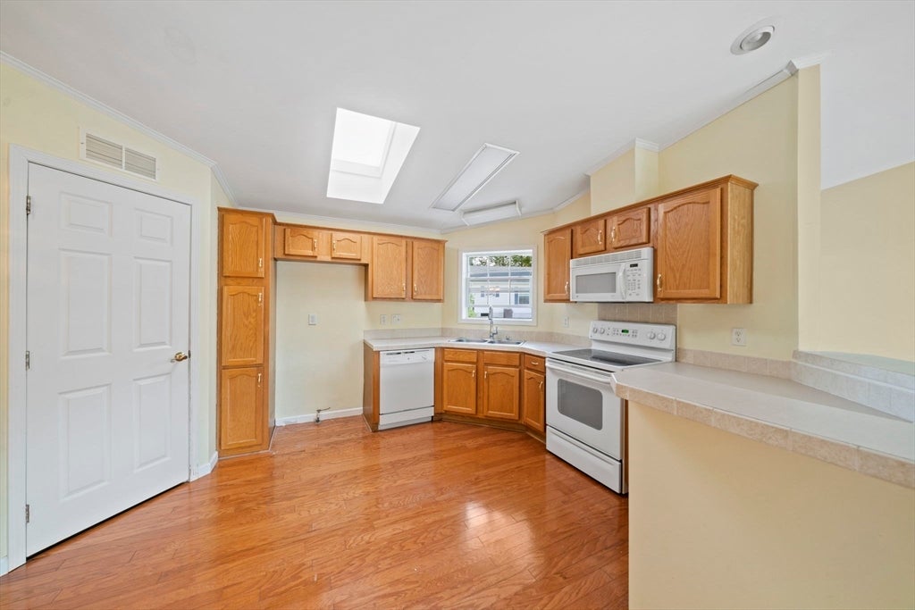 406 Simmons Rd, Middleboro, MA, 406 Simmons Rd, Middleboro, MA Photo #27