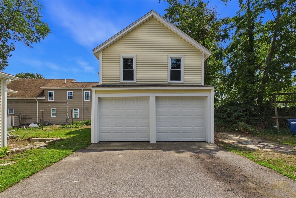 398 Main St