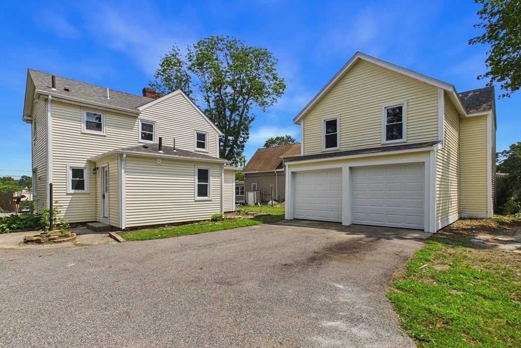 398 Main St