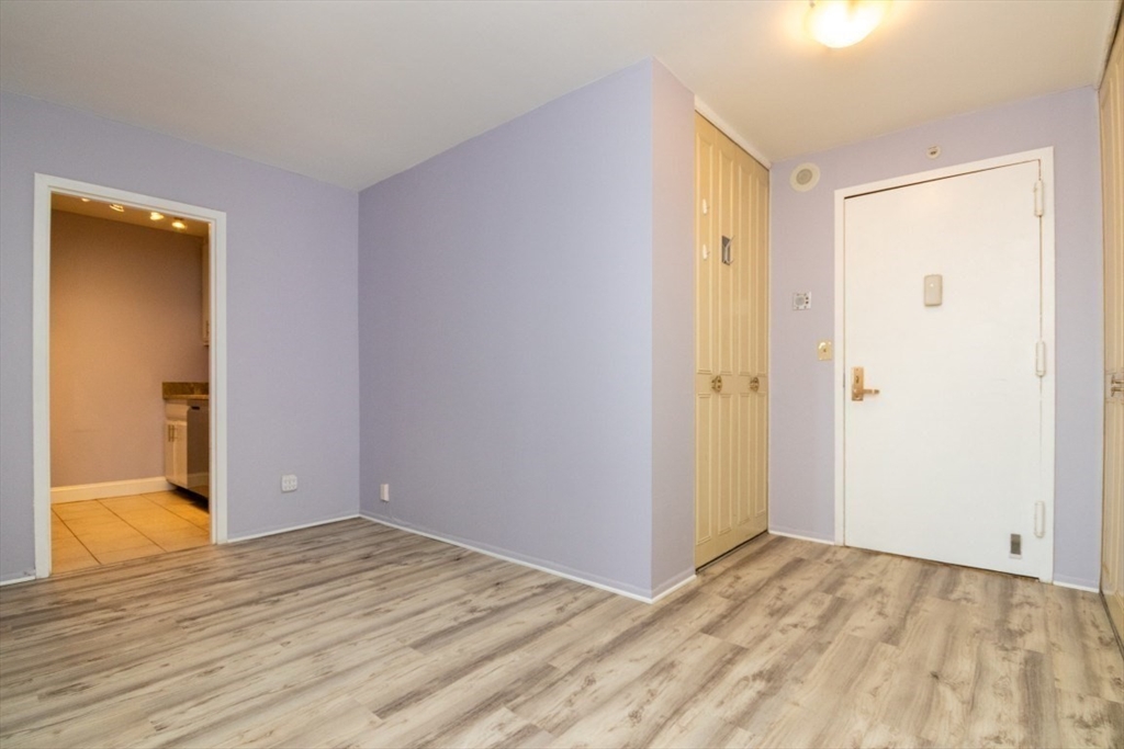 111 Perkins 269