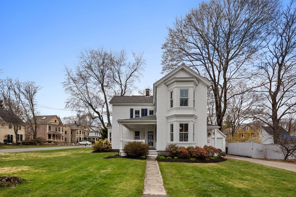 10 Fletcher Ave