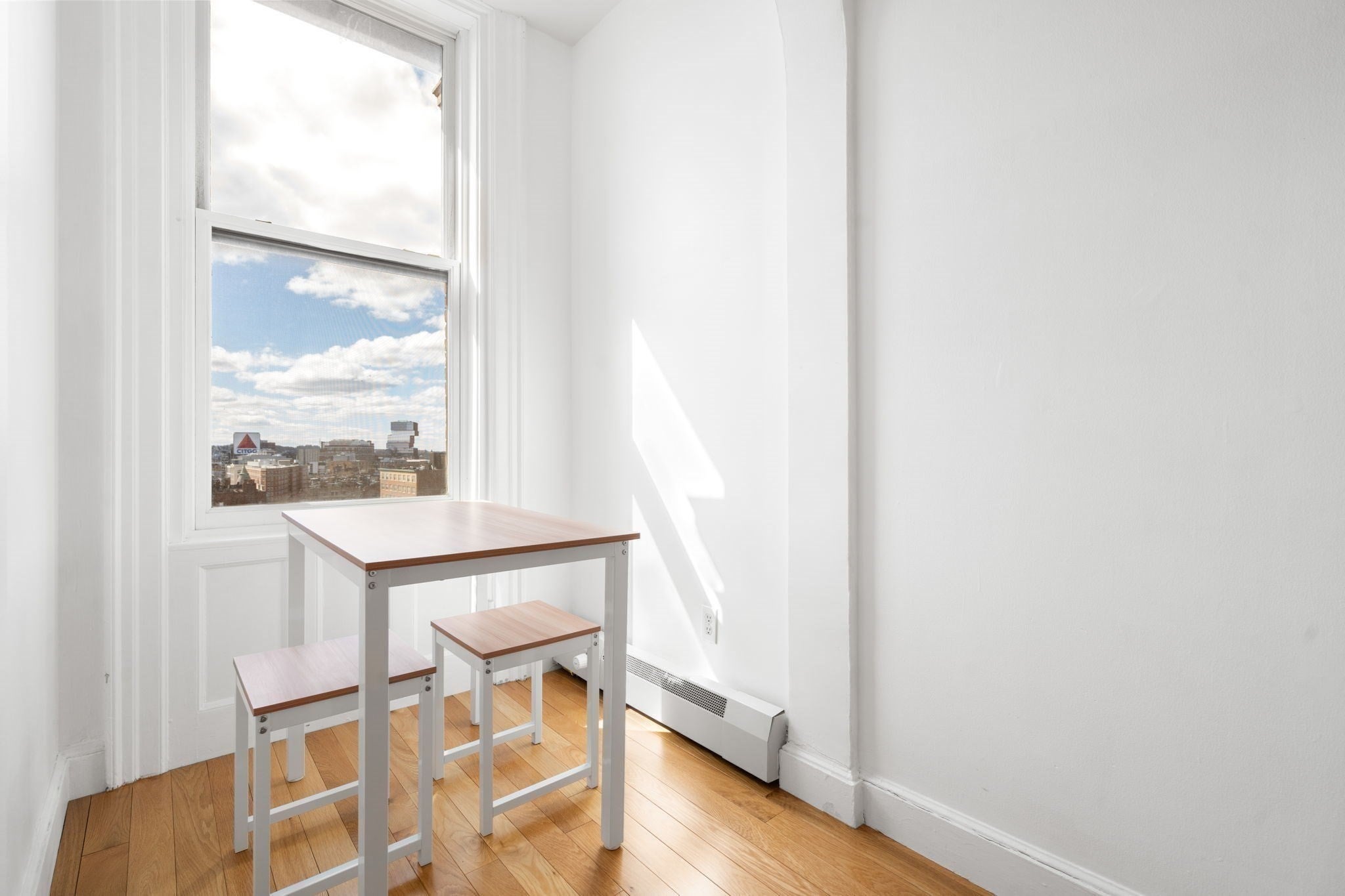 483 Beacon Street PH4A