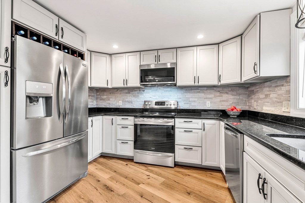 126 Merrimac St #9, Newburyport, MA, 126 Merrimac St #9, Newburyport, MA Photo #7