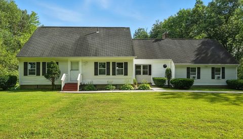 178 West Pomeroy Lane Amherst MA 01002