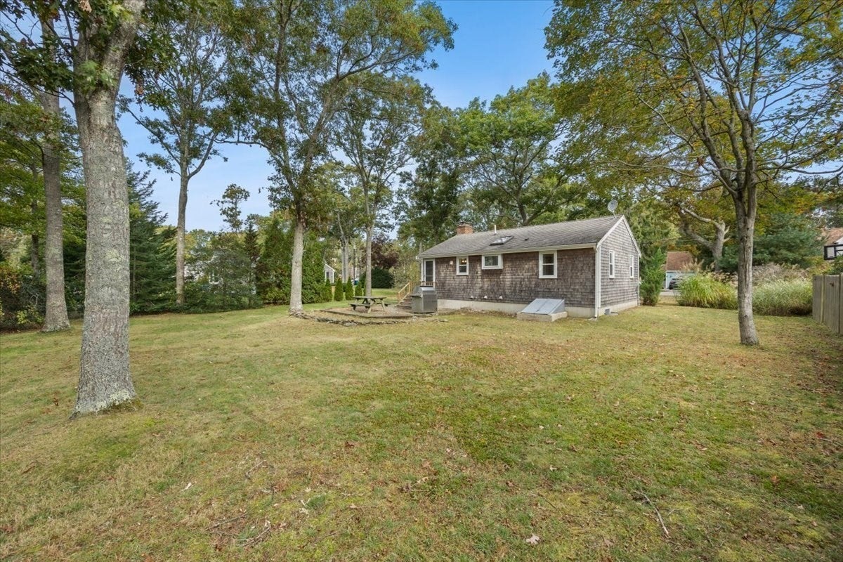 11 Regis Rd, Falmouth, MA Photo #25