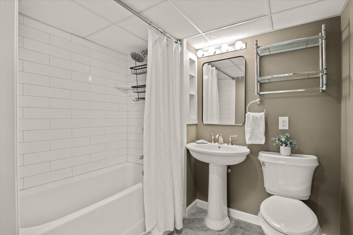 11 Regis Rd, Falmouth, MA Photo #22