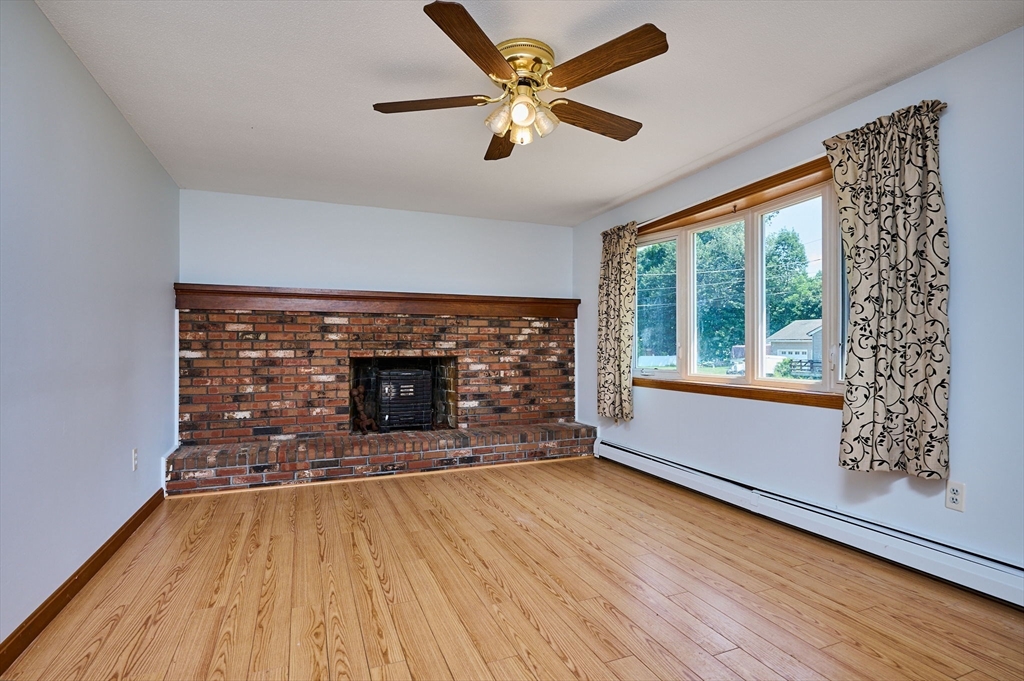 15 Evans Ave