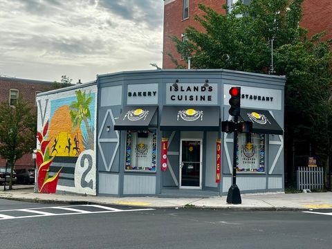 554 Dudley Boston MA 02121