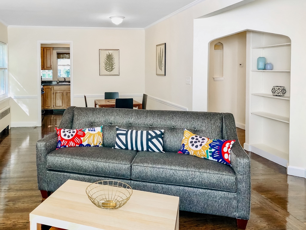 675 Chestnut Hill Ave