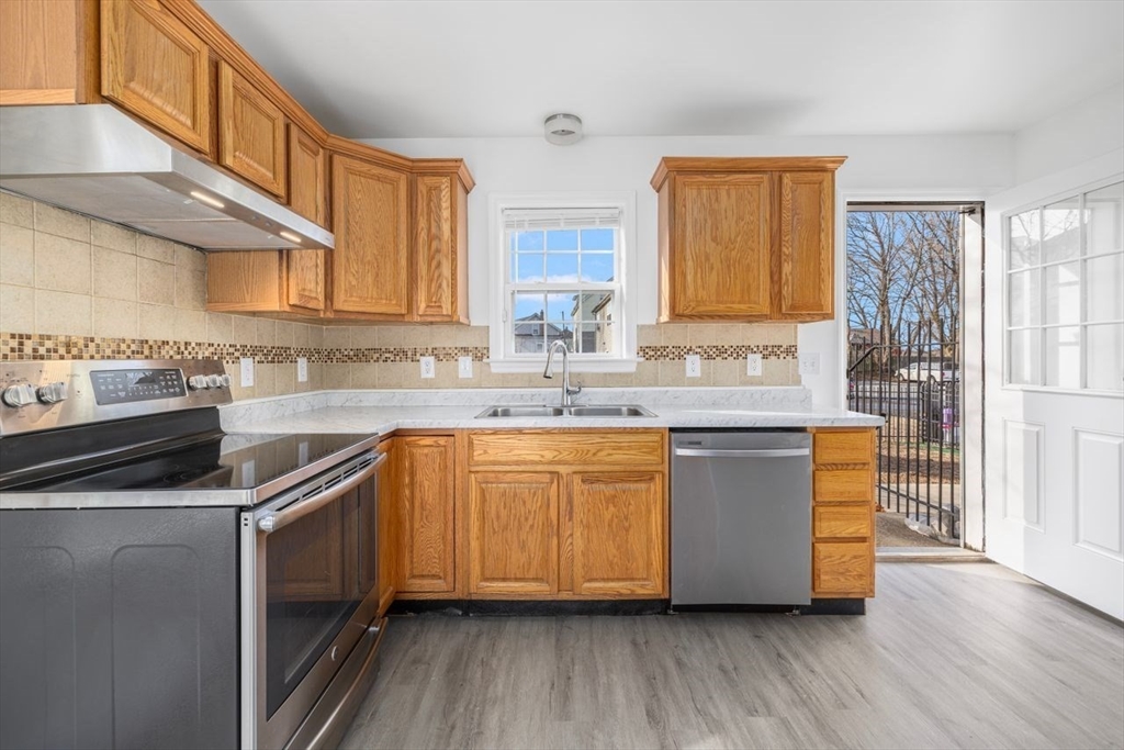 38 Brook St 1