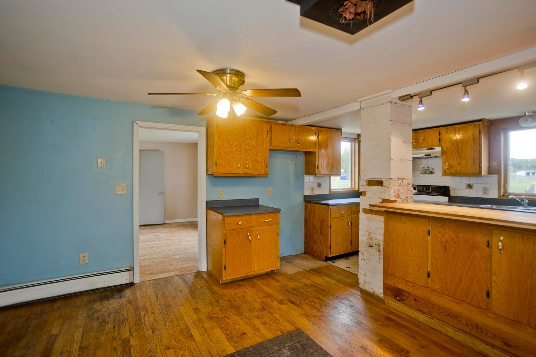 94 Chestnut St, Hatfield, MA Photo #15