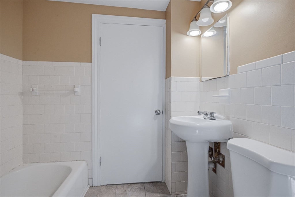 70 Riverside Ave, Attleboro, MA, 70 Riverside Ave, Attleboro, MA Photo #24