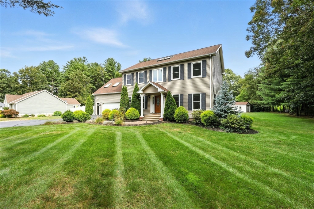 23 Pine Knoll