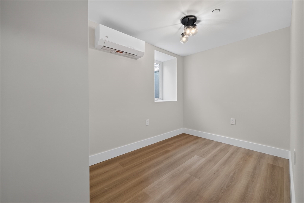 533 Washington Street, Boston, MA, 533 Washington Street, Boston, MA Photo #15