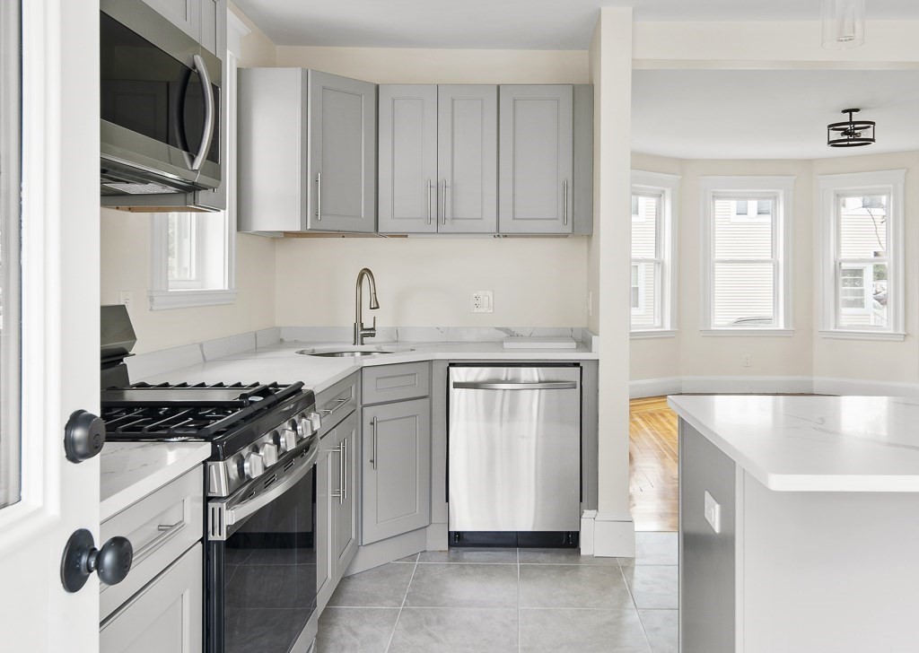 57 Yale St #57, Medford, MA Photo #9