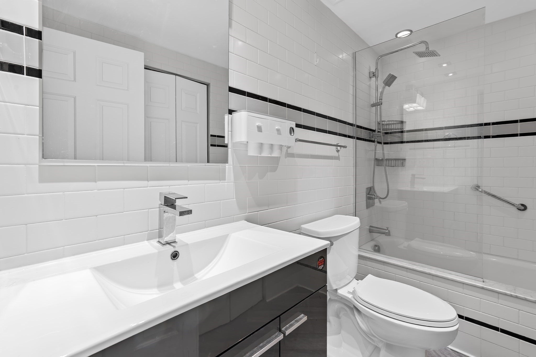 100 Ledgewood Dr #319, Stoneham, MA, 100 Ledgewood Dr #319, Stoneham, MA Photo #11