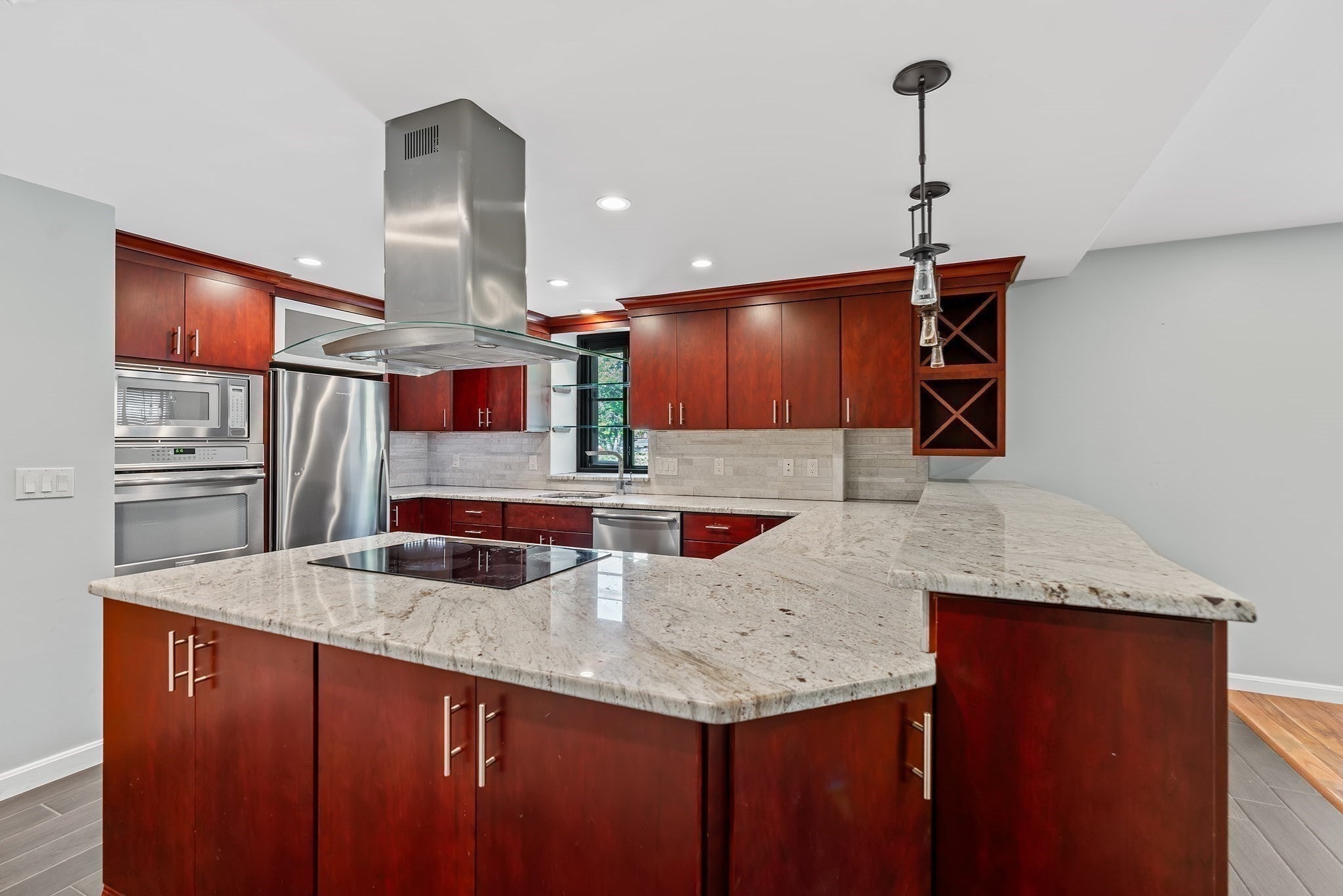 100 Ledgewood Dr #319, Stoneham, MA, 100 Ledgewood Dr #319, Stoneham, MA Photo #4