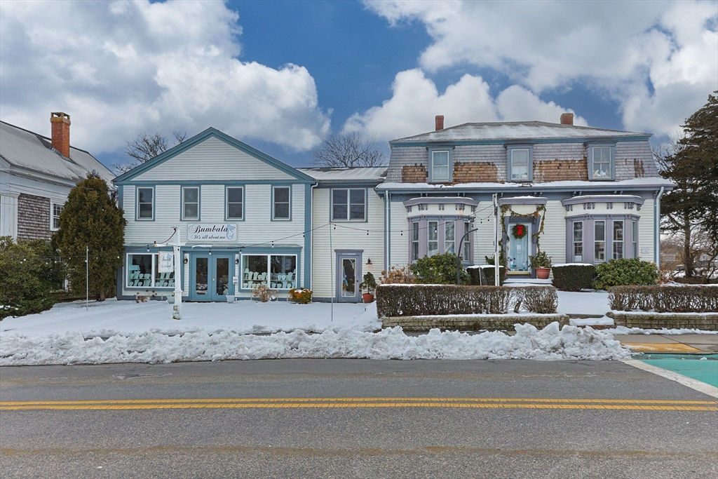 425-D Main Street D