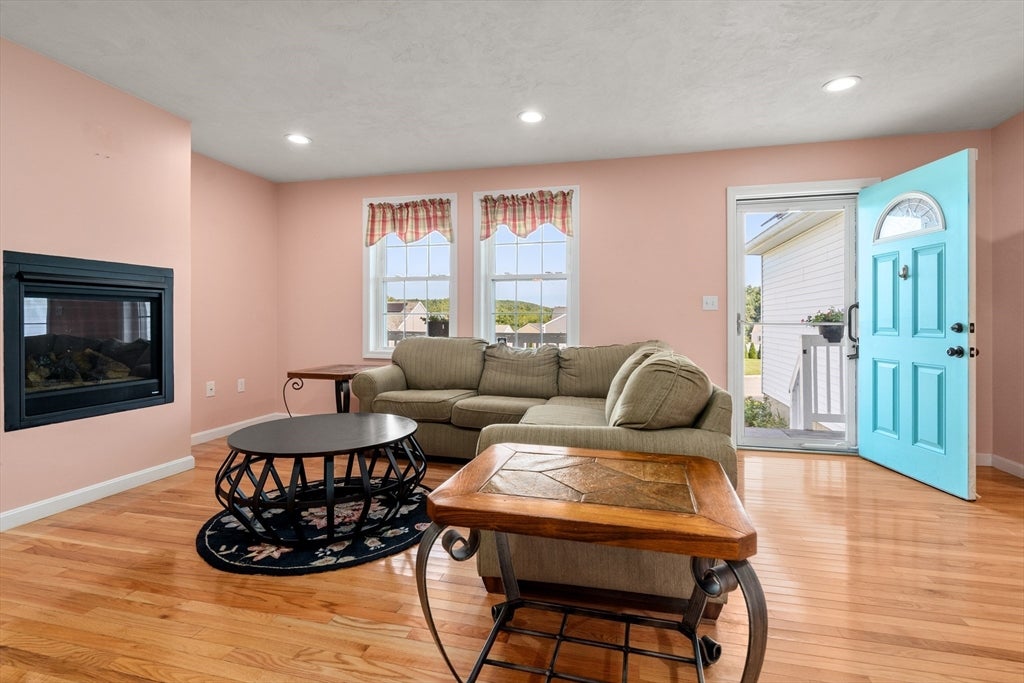 42 Highfield Drive, Southbridge, MA Photo #8