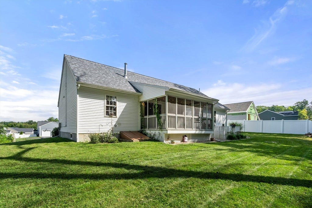 42 Highfield Drive, Southbridge, MA Photo #23