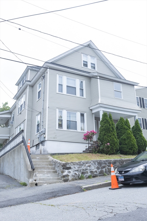 82-84 Jamaica St