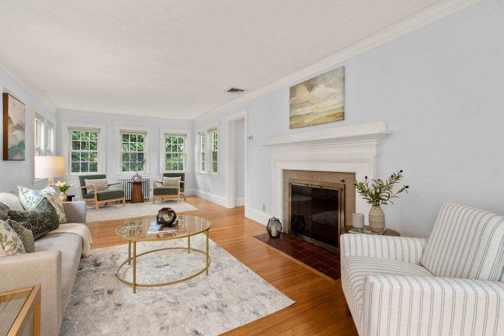 74 Van Ness Road