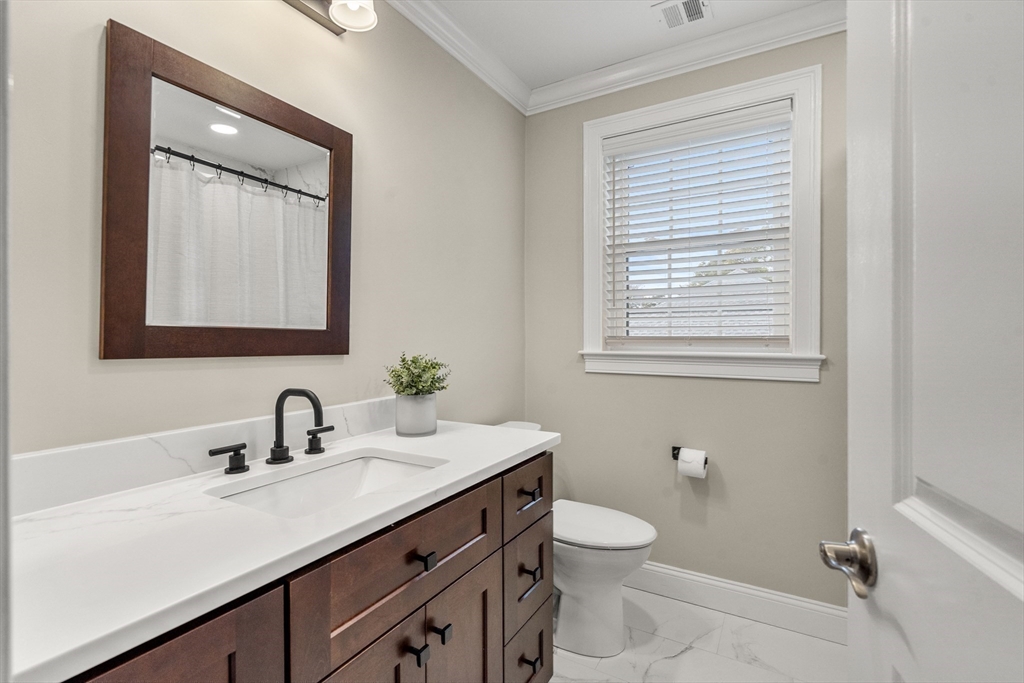 74 Raycroft St, Quincy, MA Photo #15