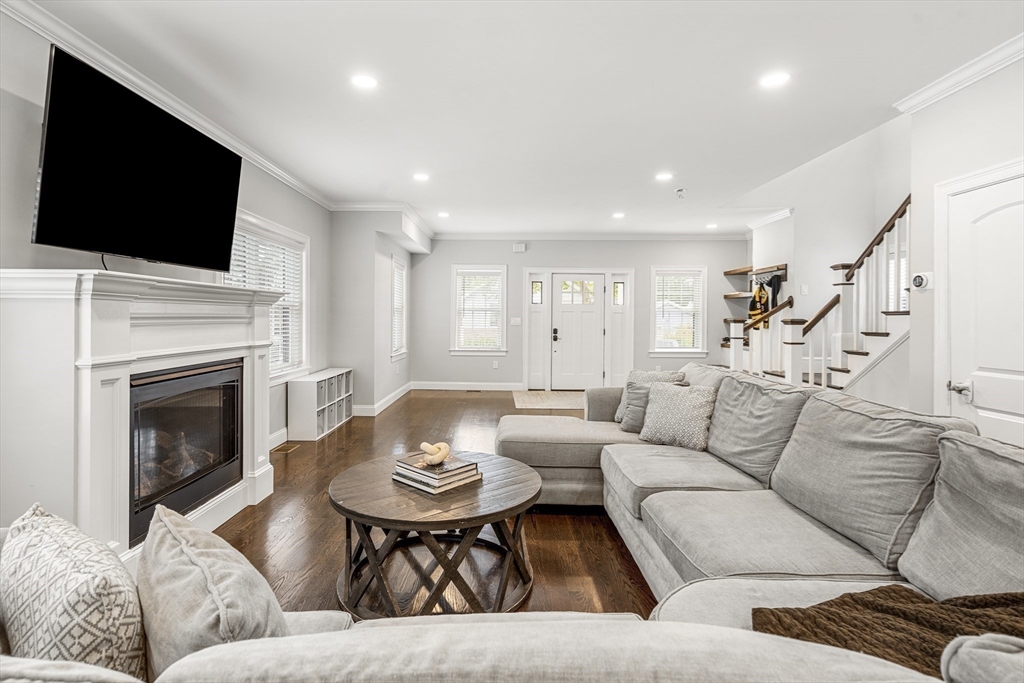 74 Raycroft St, Quincy, MA Photo #6