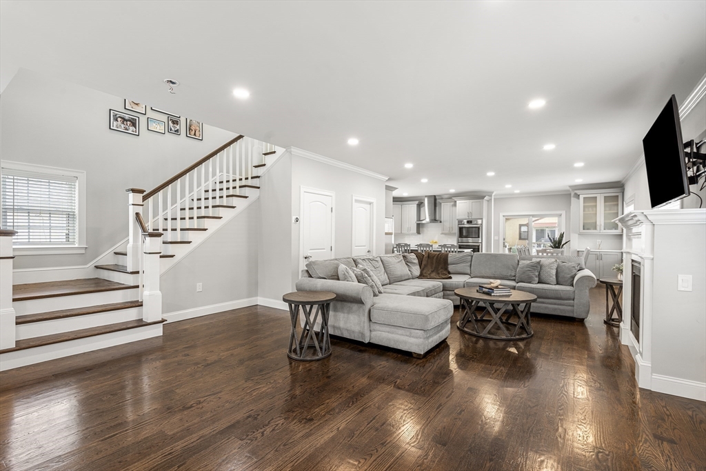 74 Raycroft St, Quincy, MA Photo #2