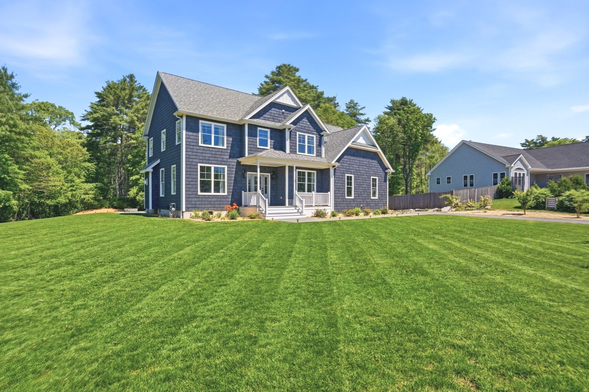 1 Park Ln, Mattapoisett MA 02739