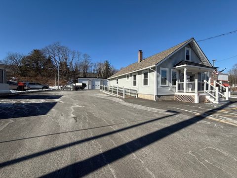 1042 Main St B Clinton MA 01510
