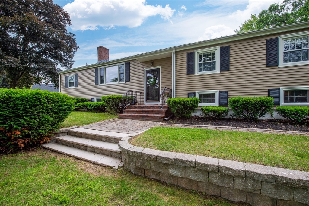 7 Perkins Row