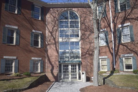 3 Baldwin Green Cmn 104 Woburn MA 01801