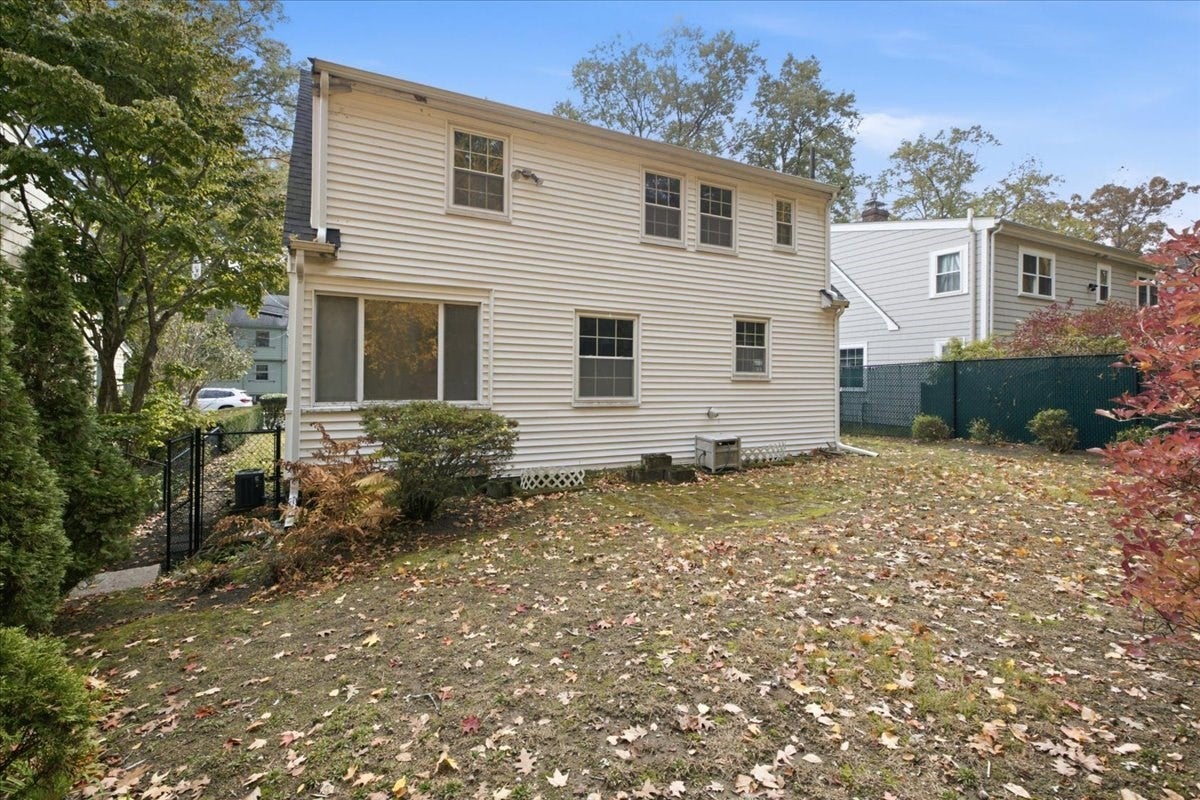 77 Payson Rd, Brookline, MA, 77 Payson Rd, Brookline, MA Photo #29