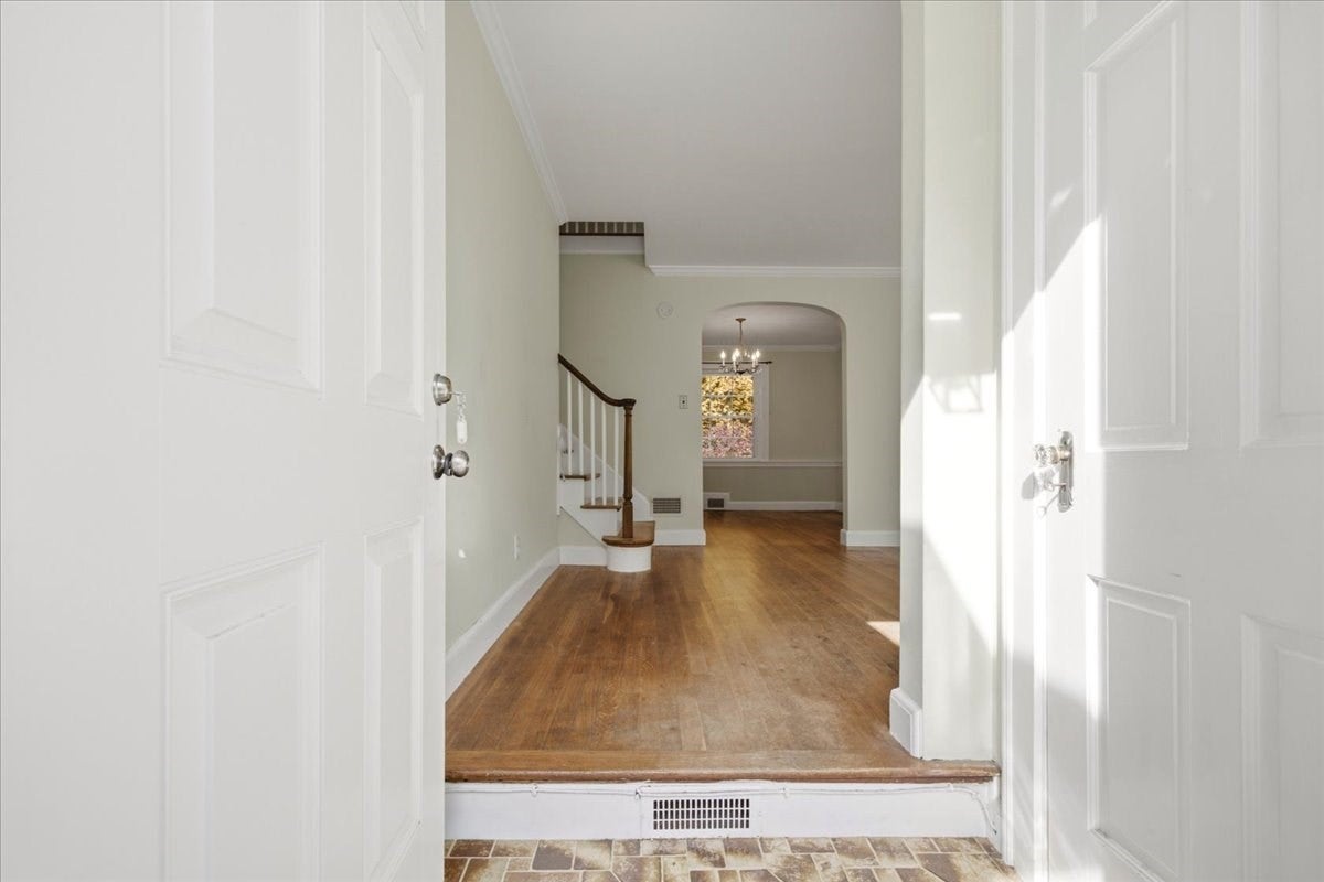 77 Payson Rd