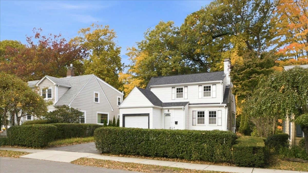77 Payson Rd