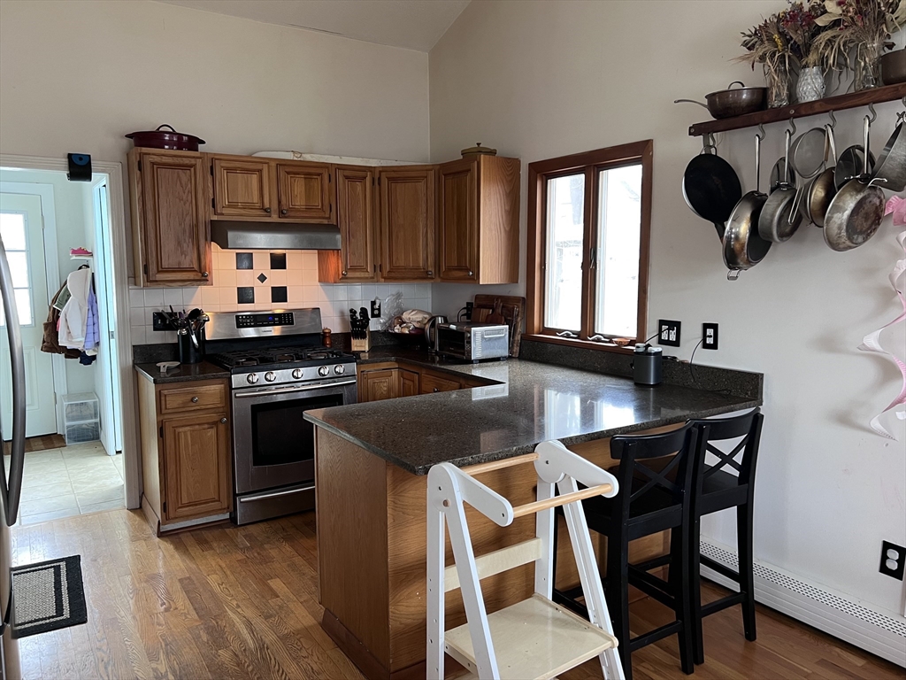 10 Juniper ST, Ipswich, MA Photo #3