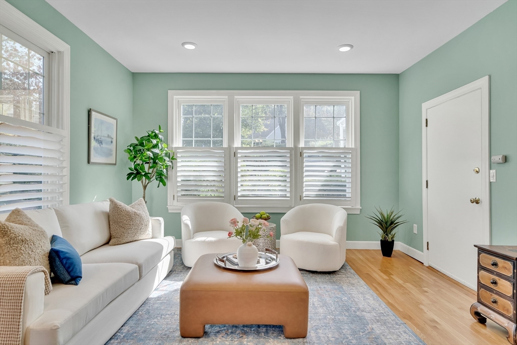 79 Chestnut St 2
