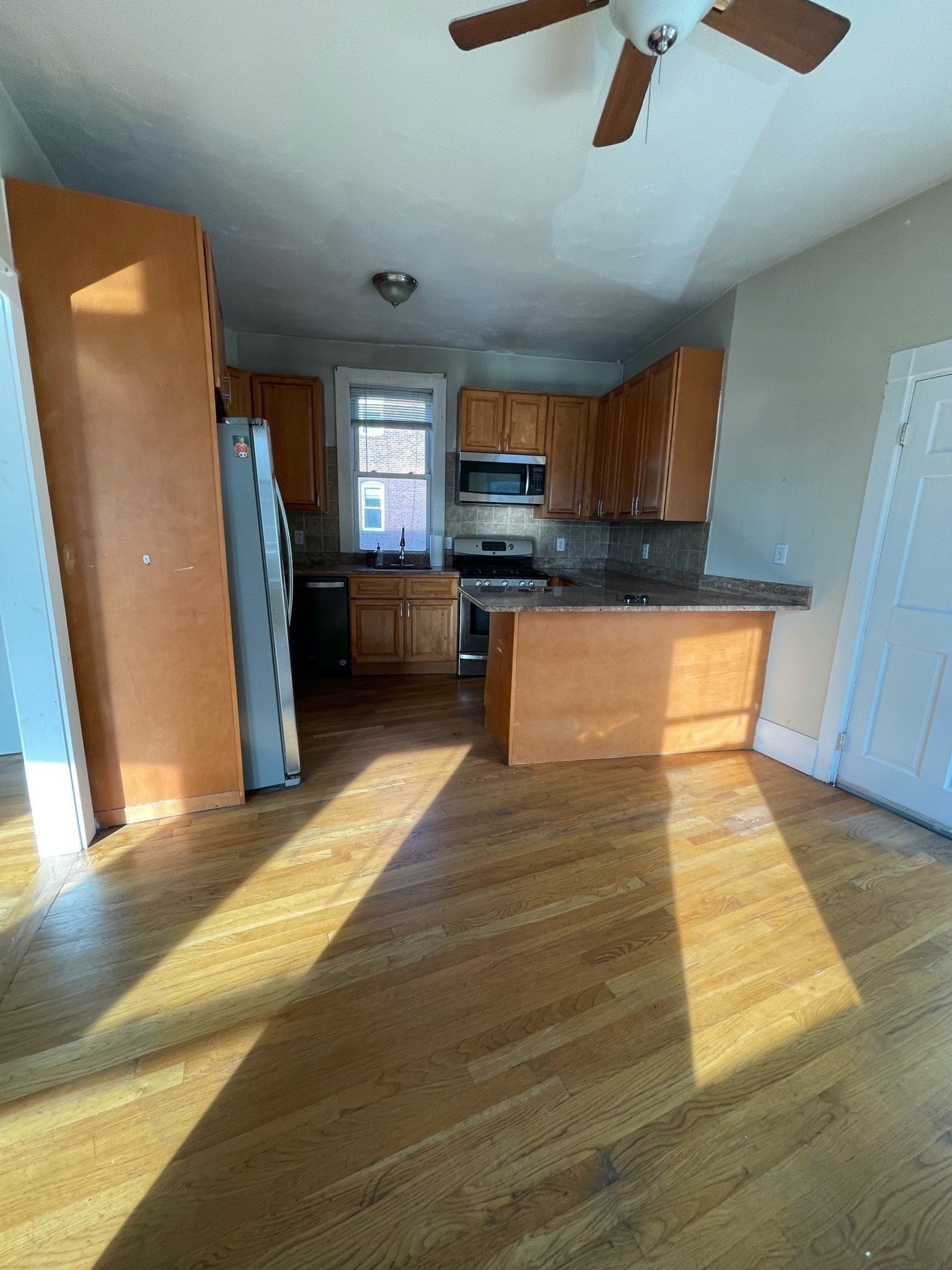 124-124A Dorchester St