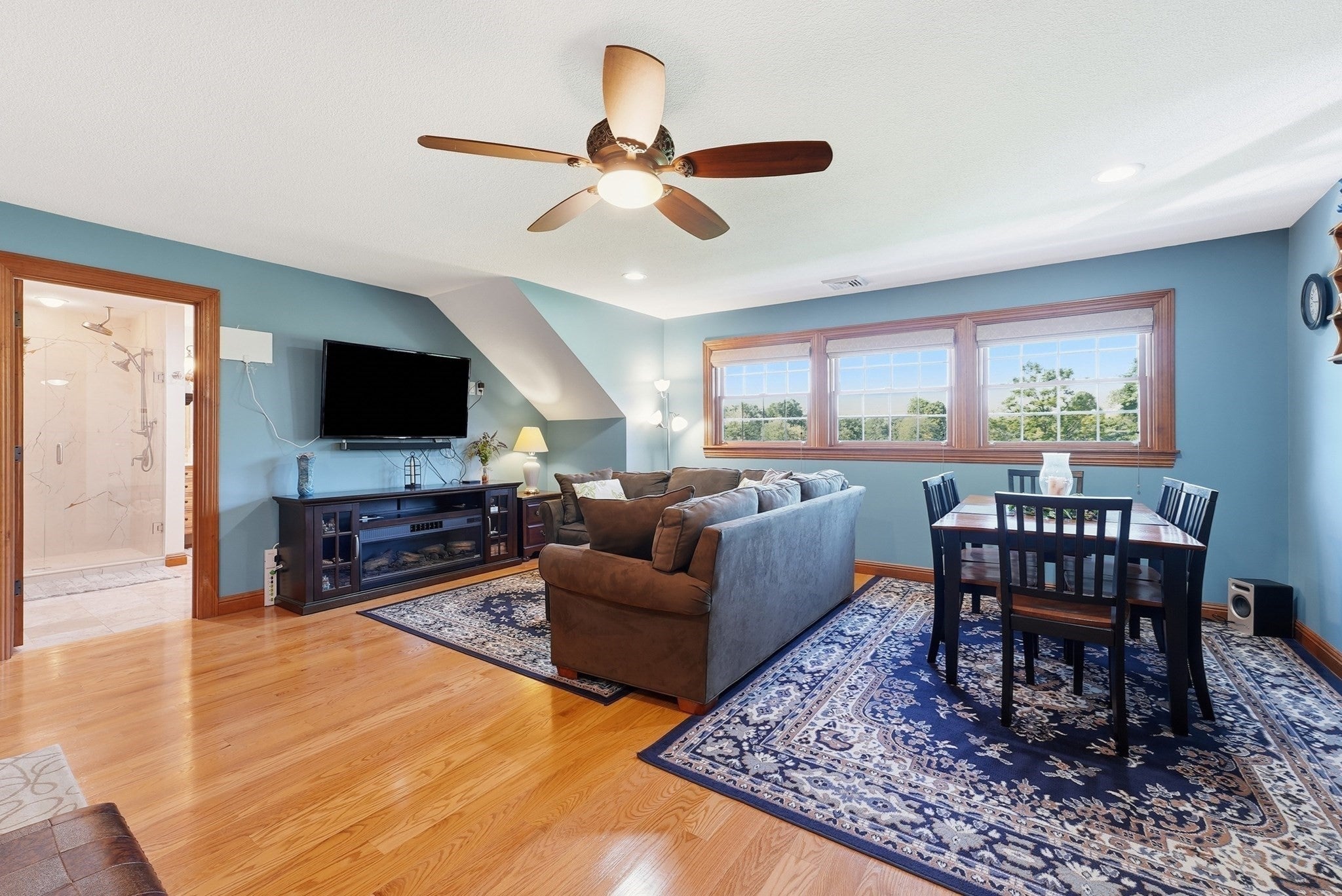 116 Grandview Avenue, West Springfield, MA Photo #25