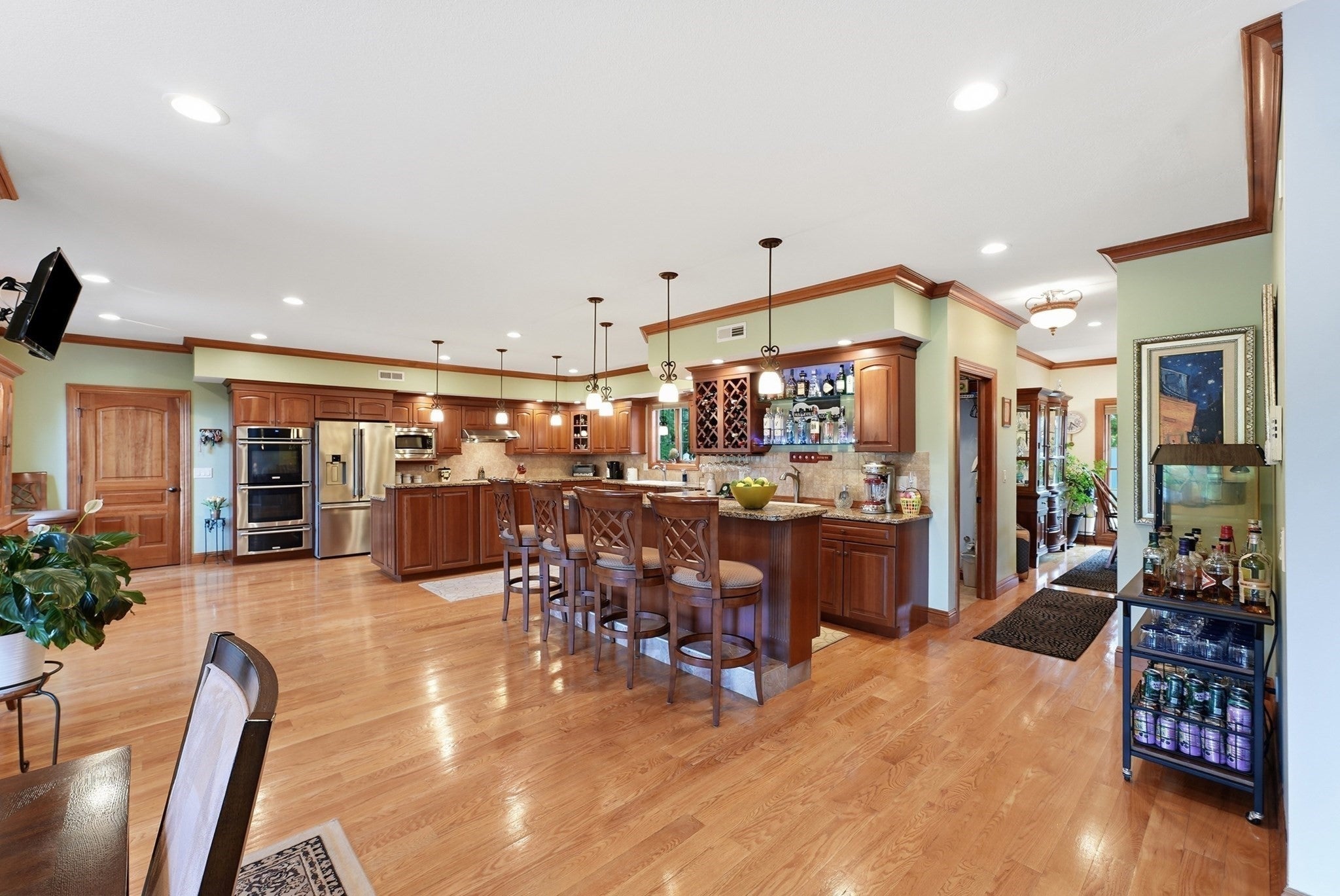 116 Grandview Avenue, West Springfield, MA Photo #11