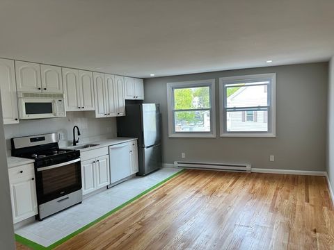 83 Haven Street 6F Reading MA 01867