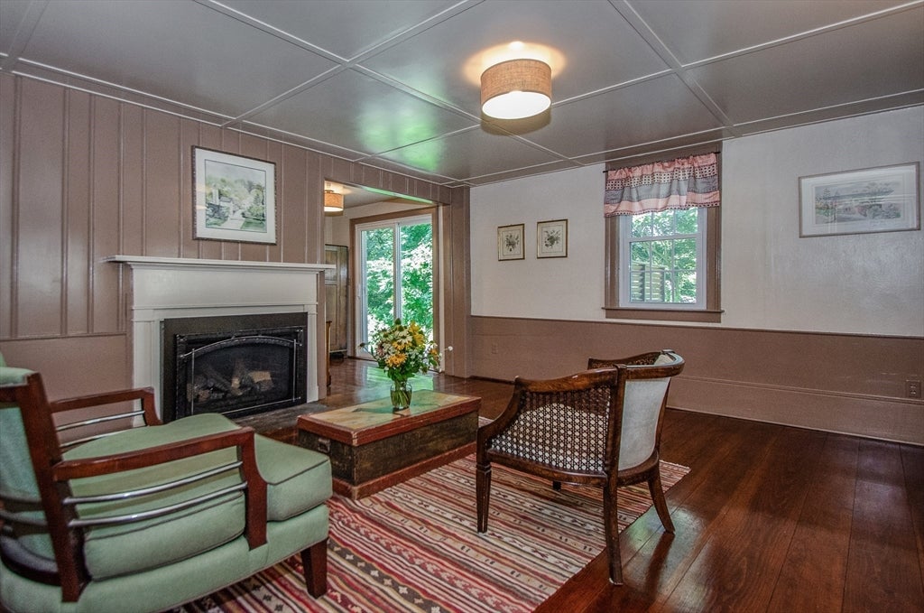 65 Acushnet Rd