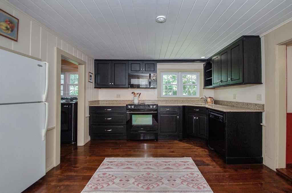 65 Acushnet Rd, Mattapoisett, MA, 65 Acushnet Rd, Mattapoisett, MA Photo #12