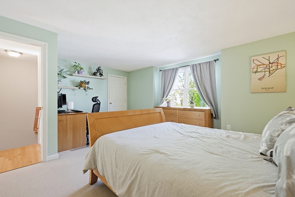 11 Pinecrest Village #11, Hopkinton, MA Photo #18